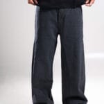 Jeans índigo pedrería